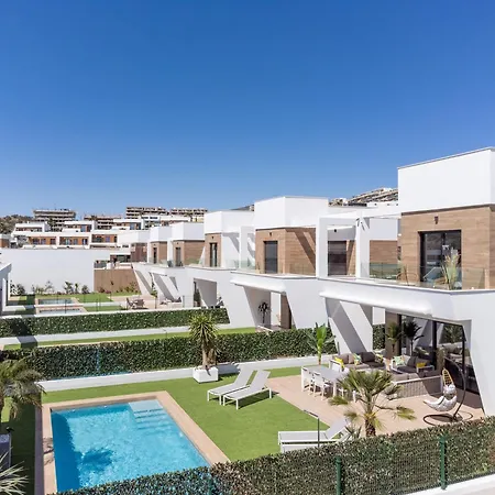 Z Basenem Villa Finestrat