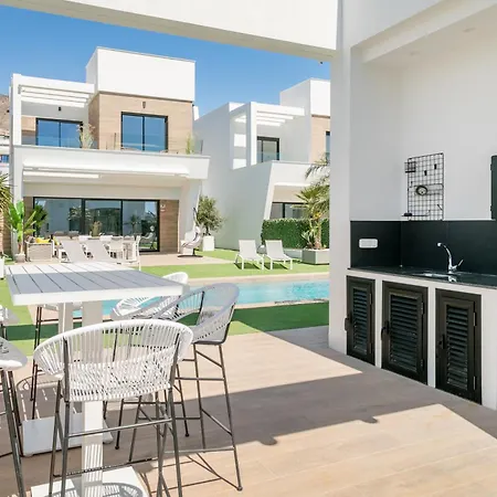 Z Basenem Villa Finestrat